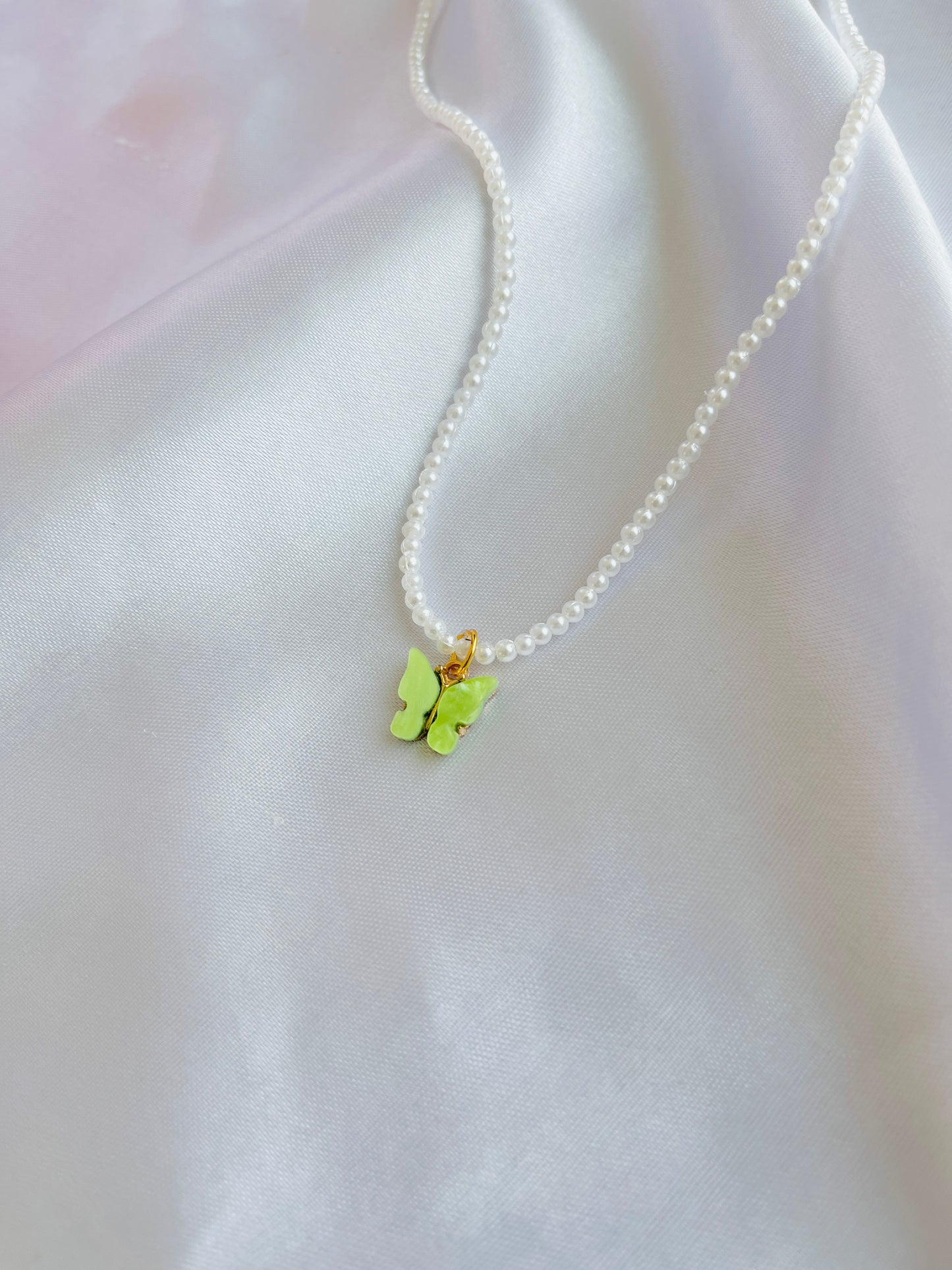 Stylish trendy pretty Mini Butterfly white pearl necklace for women and girls