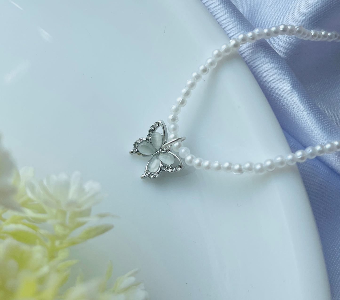 Classy Trendy Aesthetic Butterfly AD Charm White Pearl Necklace Set For Women And Girls| Korean Minimal Neckpiece| Aesthetic Jewellery|Trendy Pinteresty Necklaces