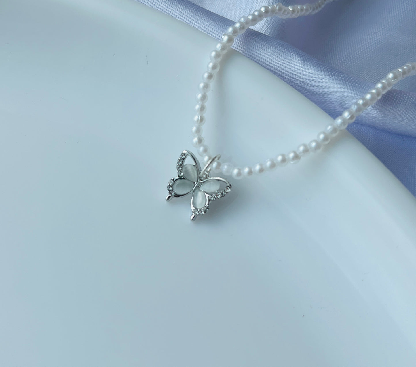 Classy Trendy Aesthetic Butterfly AD Charm White Pearl Necklace Set For Women And Girls| Korean Minimal Neckpiece| Aesthetic Jewellery|Trendy Pinteresty Necklaces