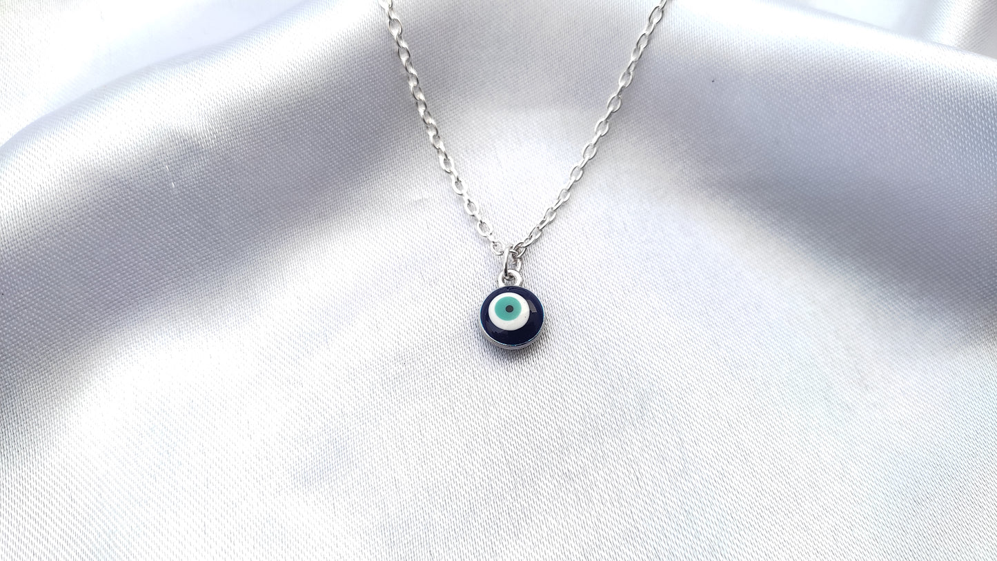 Pretty silver plated evil eye pendant necklace for women/girls