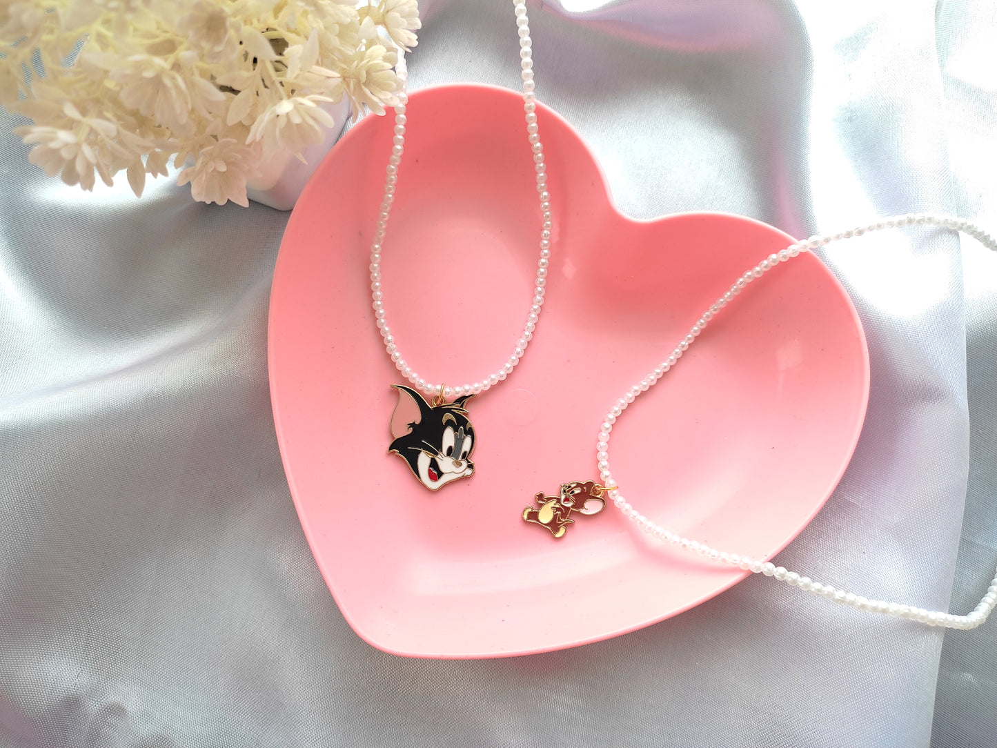 Stylish trendy Cute Tom and Jerry white pearl necklace for Best friends Forever