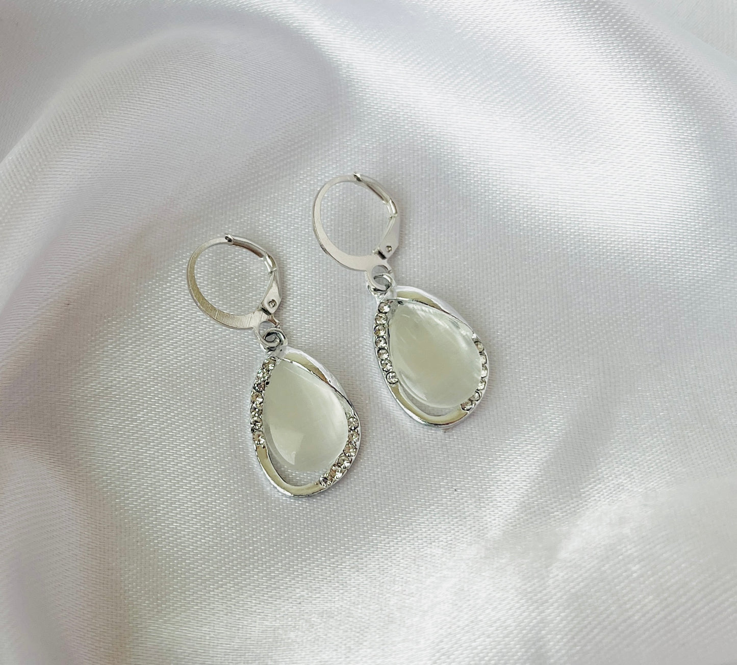 Trendy Silver Raindrop AD charm Hoop earrings for women and girls